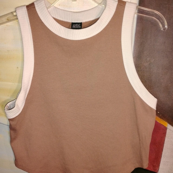 Wild Fable ribbed crop tank in a neutral tan and white colorway size Large - Picture 5 of 6